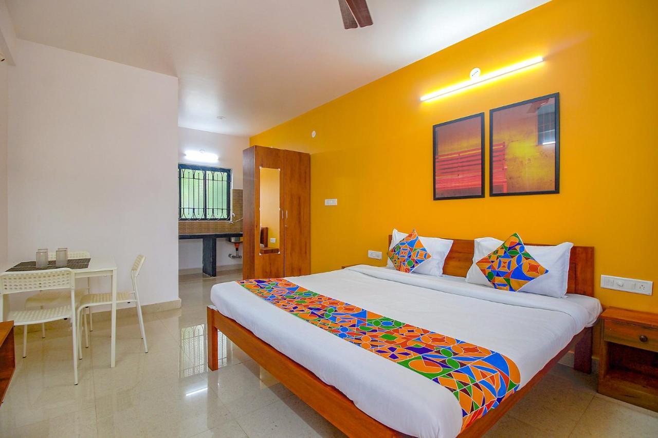 Fabescape Sk Studios With Pool & Gym, Arpora Old Goa Exteriér fotografie
